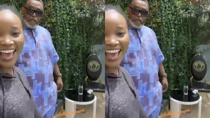 Slayqueen posts pictures of her married sugar daddy online Puts him into trouble at home 696x392 1